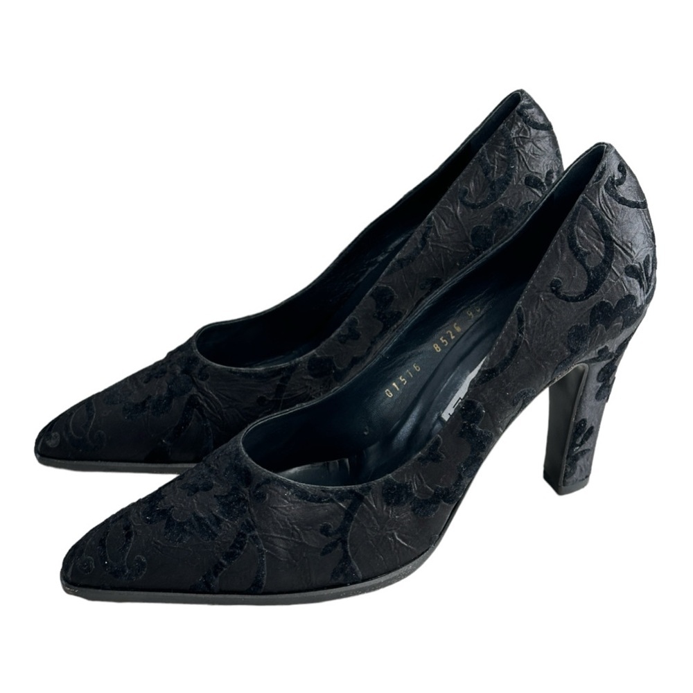 Casadei Vintage Women's Black Velvet Floral Pumps High Heels Size 9.5